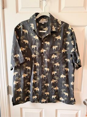 Jim Thompson Men’s Short-Sleeve 100% Linen Button-Down Shirt in charcoal gray